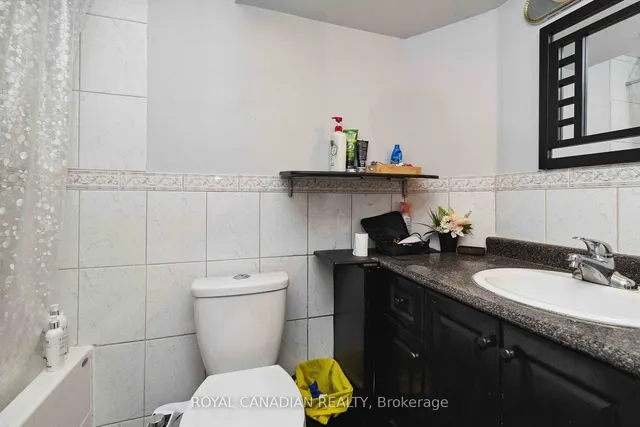 Additional image 36 of 1230 Prestonwood Cres