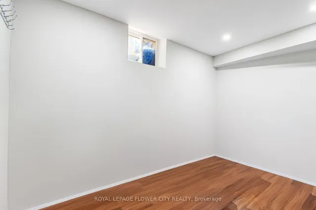 Additional image 30 of 4 Chadwick St