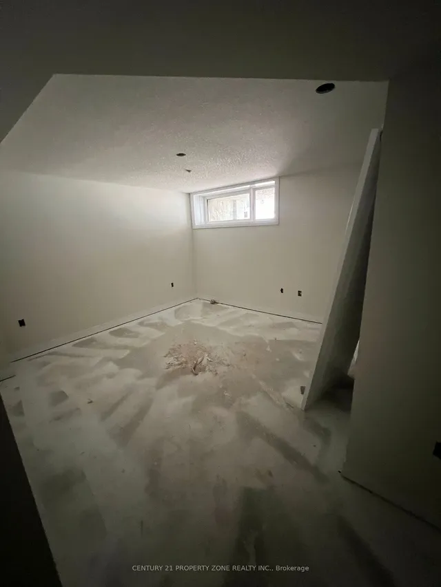 Additional image 3 of 34 Fieldridge Cres Unit 34