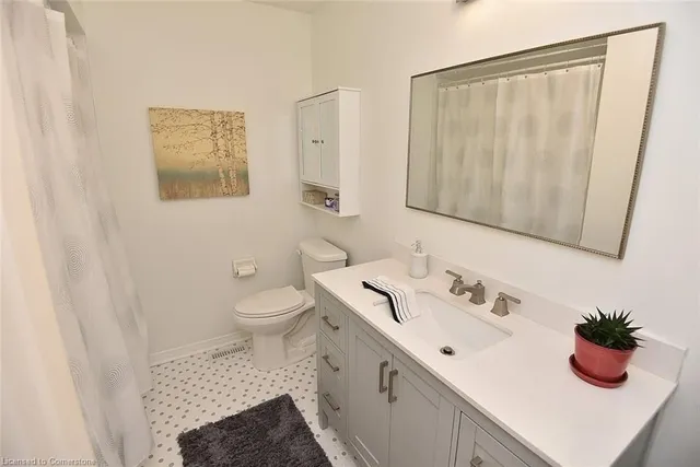 Additional image 14 of 2055 Walkers Line Unit 102