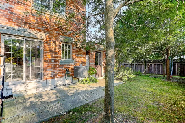 Additional image 36 of 169 Finch Ave Unit H