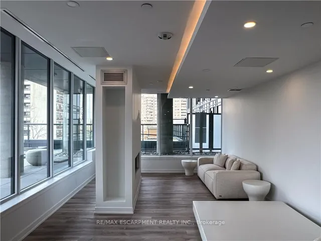 Additional image 34 of 370 MARTHA St Unit 210