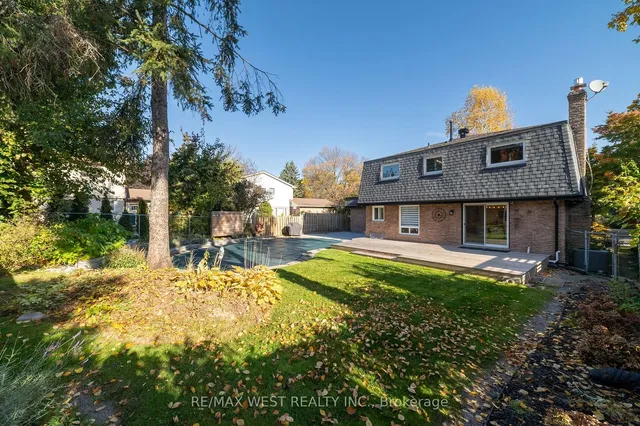 Additional image 36 of 2366 Devon Rd