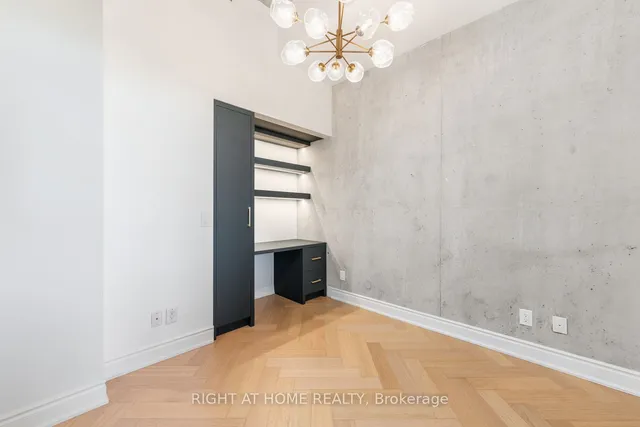 Additional image 11 of 608 Richmond St Unit LPH02