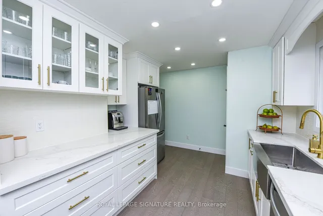 Additional image 12 of 4 Greenleaf Cres