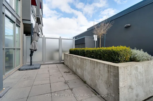 Additional image 25 of 5240 Dundas St Unit 215