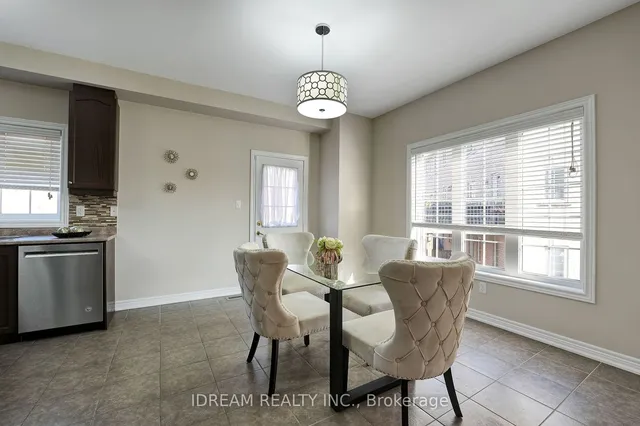 Additional image 17 of 61 Arizona Dr