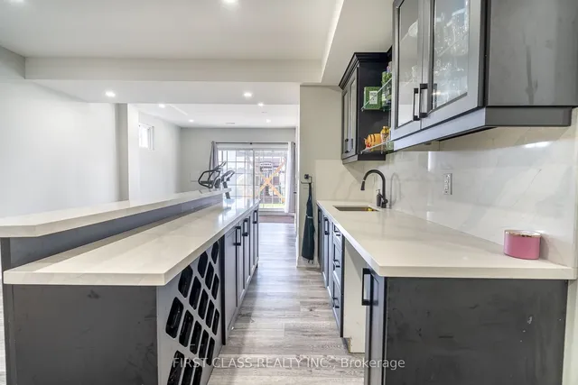 Additional image 27 of 26 Pecan Dr