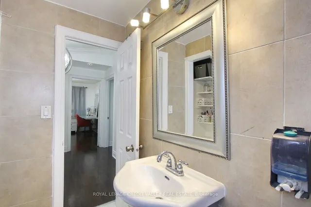 Additional image 30 of 115 Clarence St