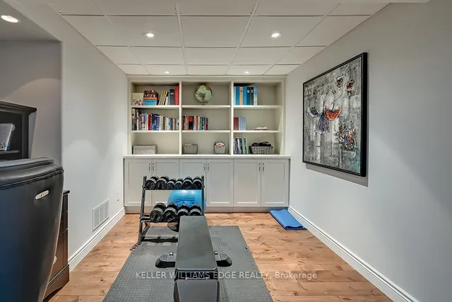 Additional image 33 of 1407 Bayshire Dr