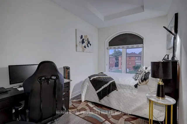 Additional image 27 of 434 Pharmacy Ave