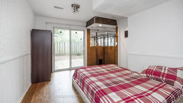 Additional image 30 of 3 Sandringham Crt