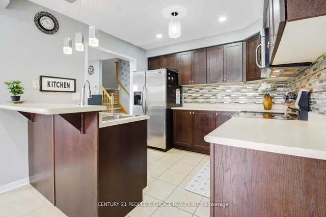 Additional image 21 of 4872 Capri Cres