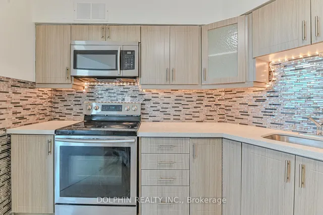 Additional image 9 of 3577 Derry Rd Unit 612