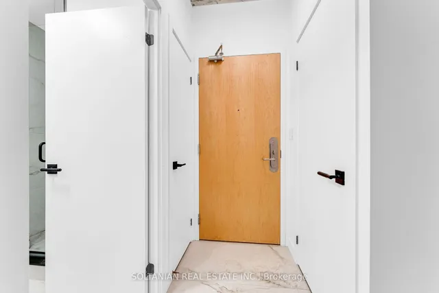 Additional image 22 of 55 Bremner Blvd Unit 1810