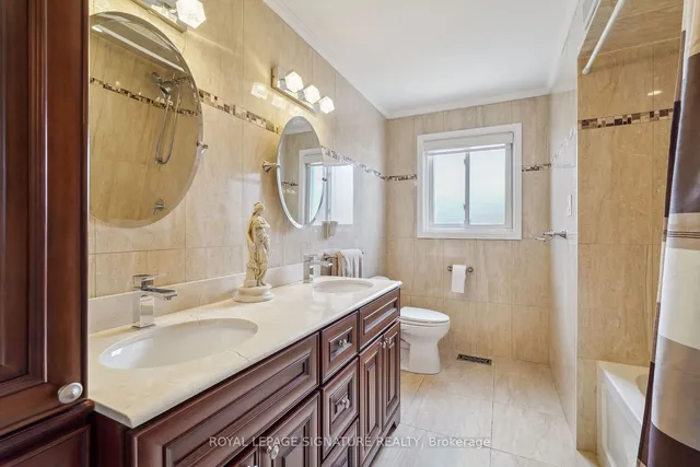 Additional image 18 of 38 Larchmere Ave