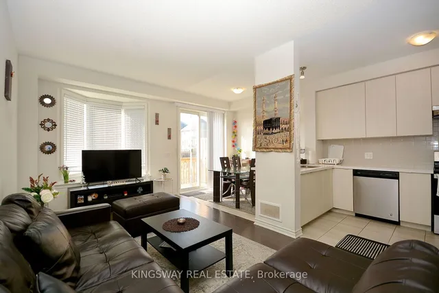 Additional image 10 of 50 Edinburgh Dr Unit 70