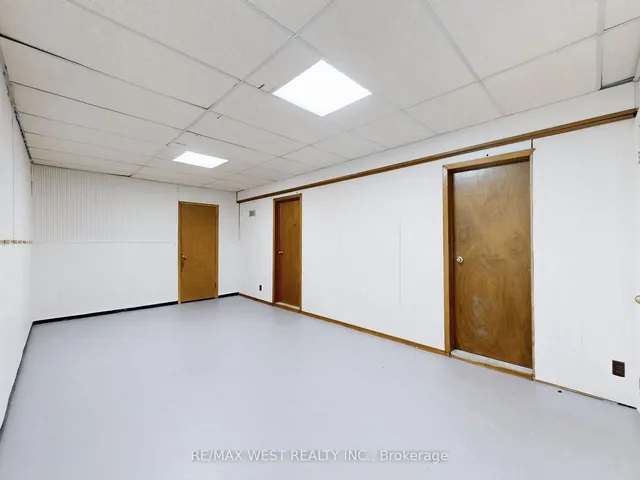 Additional image 35 of 42 Swordbill Dr