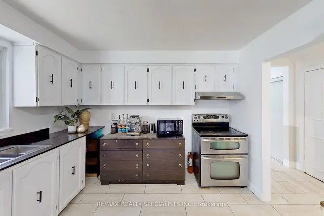 Additional image 10 of 76 Jill Cres