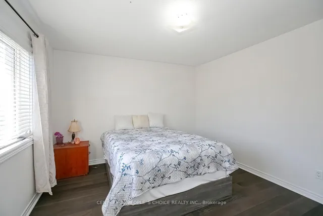 Additional image 36 of 58 Lanark Circ