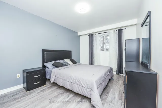 Additional image 23 of 3646 Corliss Cres