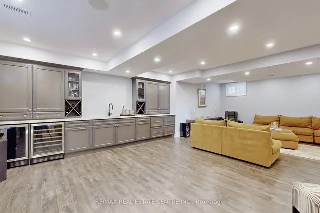 Additional image 29 of 92 Holt Dr