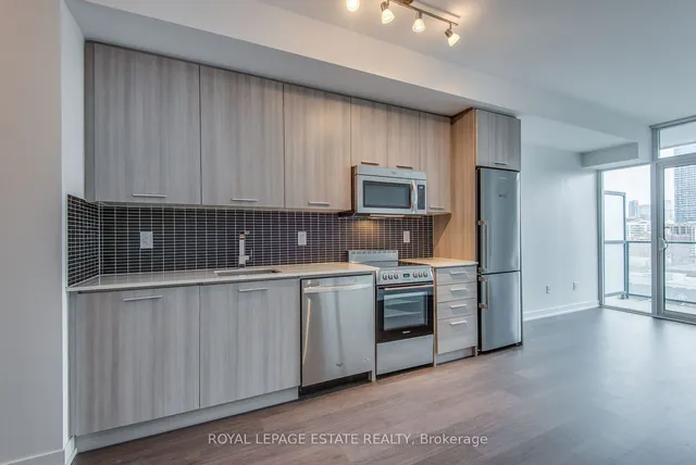 Additional image 7 of 105 George St Unit 1215