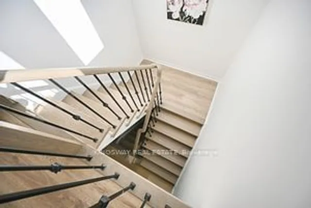 Additional image 29 of 4659 Full Moon Circ