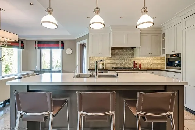 Additional image 16 of 1407 Bayshire Dr