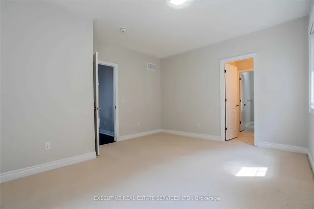 Additional image 34 of 48 Foothills Cres