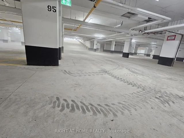 Additional image 18 of 4017 Hickory Dr Unit 05