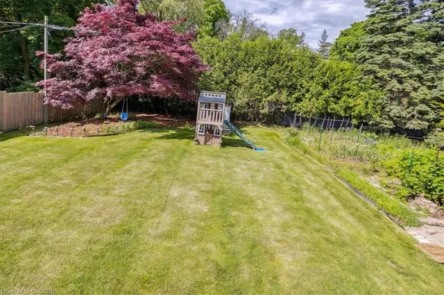 Additional image 5 of 222 Alscot Cres