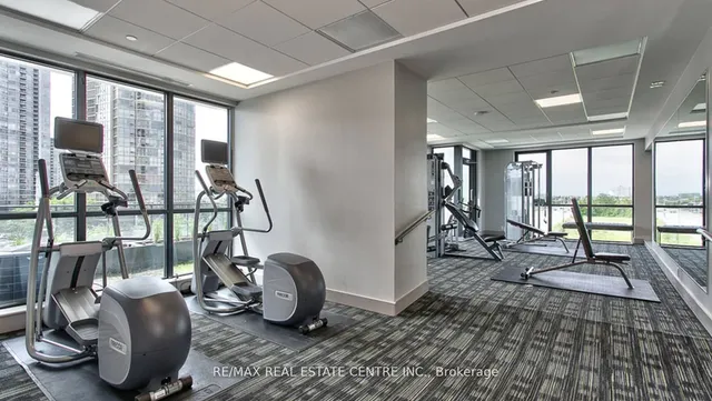 Additional image 39 of 75 Eglinton Ave Unit 902