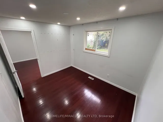 Additional image 11 of 93 Greenbriar Rd