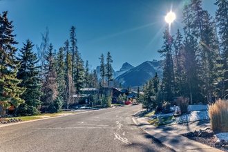 Additional image 3 of 1030 Rundleview Drive