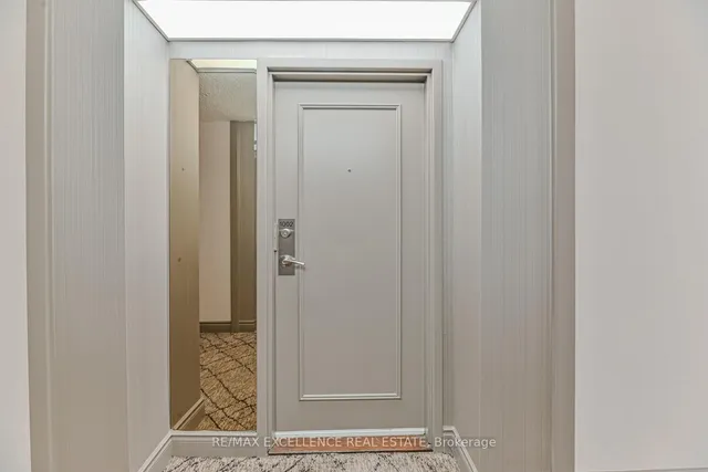 Additional image 4 of 5 Lisa St Unit 1002