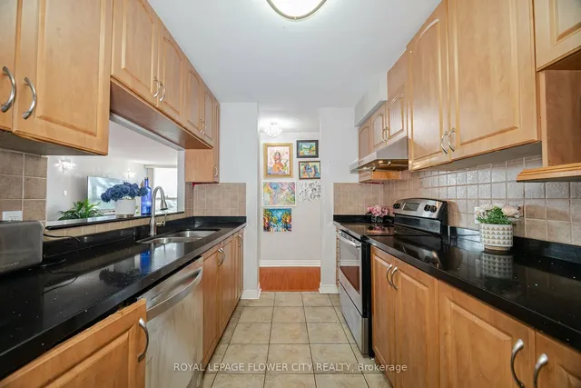 Additional image 8 of 25 Trailwood Dr Unit 304