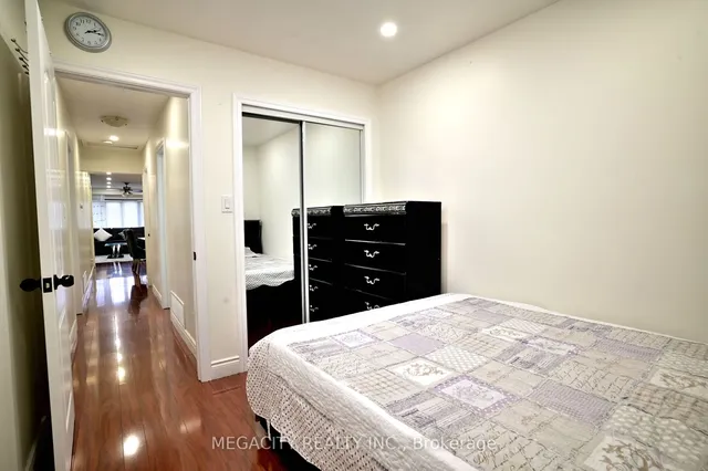 Additional image 8 of 7800 Priory Cres