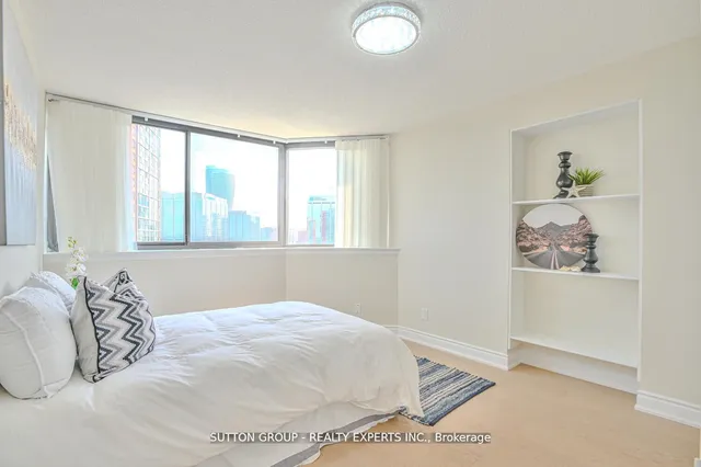 Additional image 20 of 4235 Sherwoodtowne Blvd Unit 907