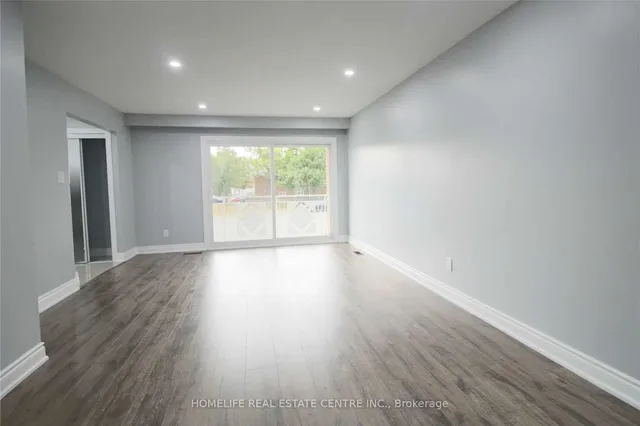 Additional image 29 of 28 Olive Crt