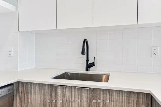 Additional image 18 of 2485 Taunton Rd Unit 436