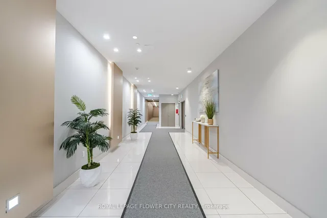 Additional image 3 of 65 Watergarden Dr Unit 709