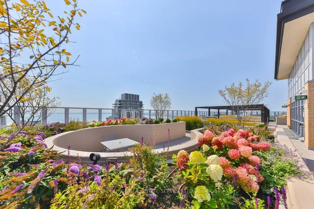 Additional image 35 of 2025 Maria St Unit 807