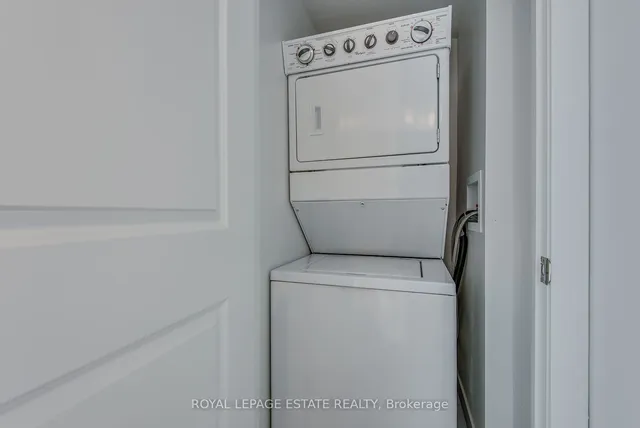 Additional image 18 of 105 George St Unit 1215