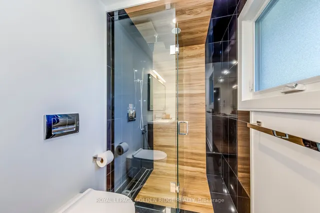 Additional image 13 of 2220 Elmhurst Ave