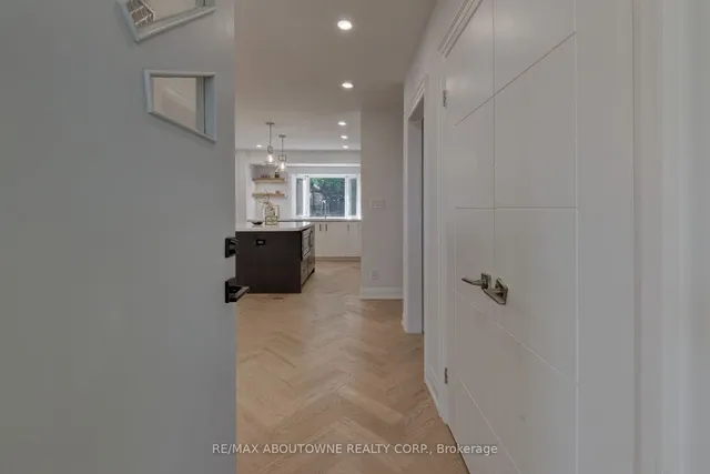 Additional image 4 of 2435 Cyprus Ave