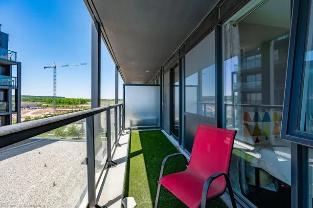 Additional image 9 of 3200 Dakota Common Unit B602