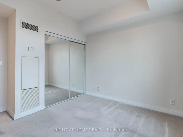 Additional image 14 of 70 Absolute Ave Unit 1606