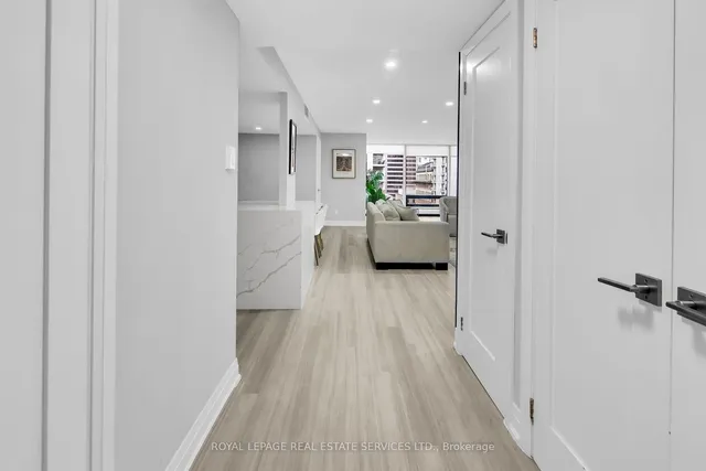 Additional image 36 of 30 Wellington St Unit 2006