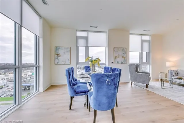 Additional image 16 of 509 Dundas St Unit 812